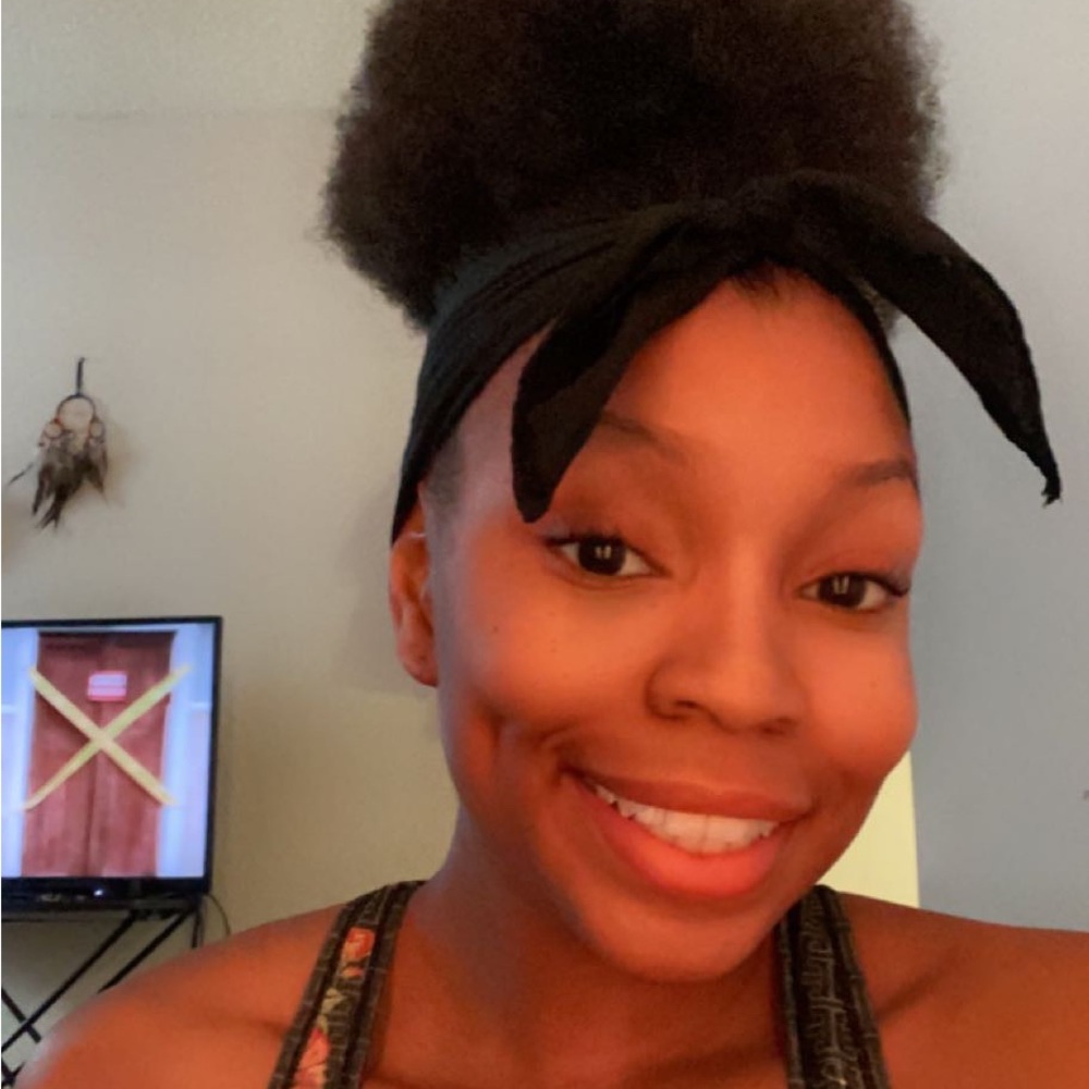 Meet your Posher, Amariah